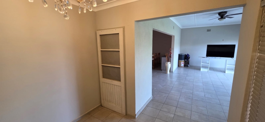 8 Bedroom Property for Sale in Meiringspark North West